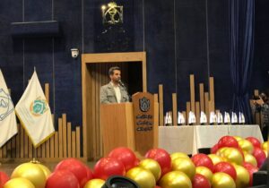 هوشیار باشیدبه قله نزدیک هستیم