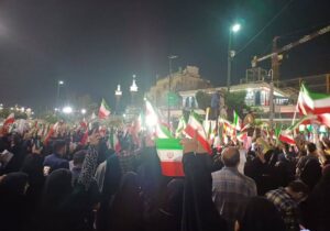 تجمع مردم مشهد برای تجدید بیعت با رهبر فرزانه انقلاب برگزار شد