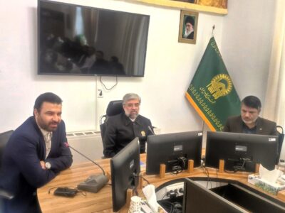 ۳۸۰ عنوان کتاب در ۲۵ هزار نسخه در رواق های کتاب حرم‌ رضوی در اختیار زائران است