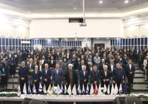 تجلیل از نخبگان صنعت بیمه خراسان رضوی با حضور نمایندگانی از سه قوه