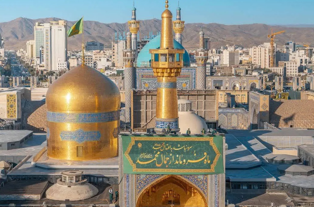 برنامههای جشن میلاد پیامبر(ص) و امام صادق(ع) در حرم رضوی اعلام شد برنامههای جشن میلاد پیامبر(ص) و امام صادق(ع) در حرم رضوی اعلام شد